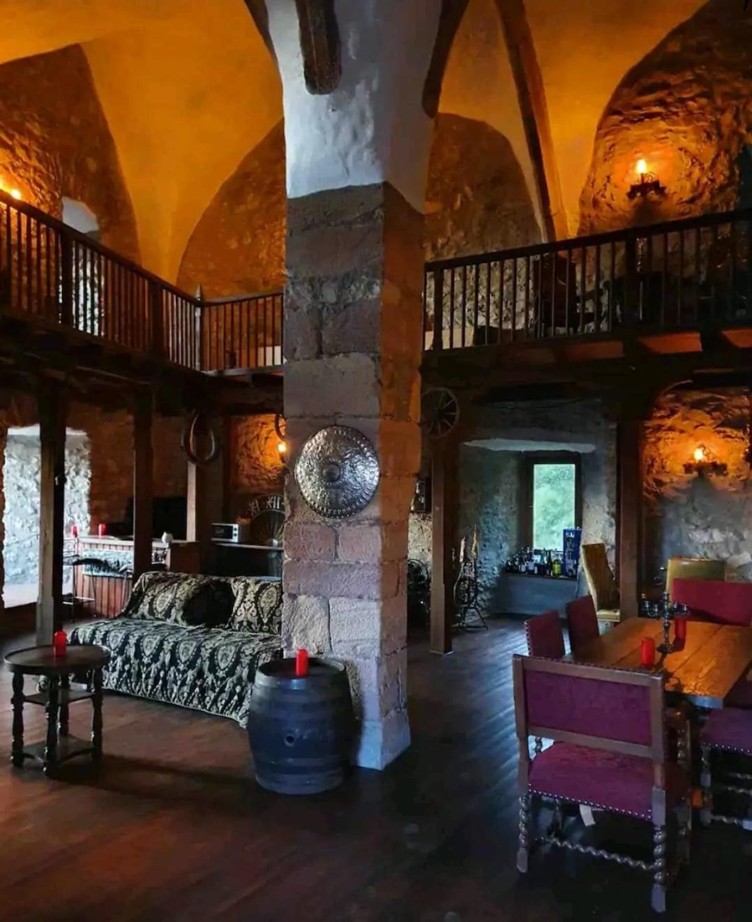 Burg Hermannstein - Rittersaal Wetzlar Esterno foto